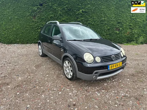 Volkswagen Polo 1.4-16V FUN
