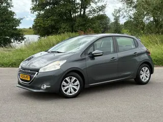 Peugeot 208 1.2 AUTOMAAT Distributie VV Trekhaak Navi Sensoren