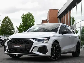 Audi A3 Sportback 45TFSI E 245pk S-Edition Competition Pano Sfeerverl 19-Inch Virtual HUD Electr.Zet