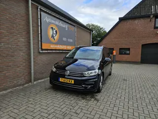 Volkswagen Touran 1.4 TSI Highline R-line 7p (bj 2018)