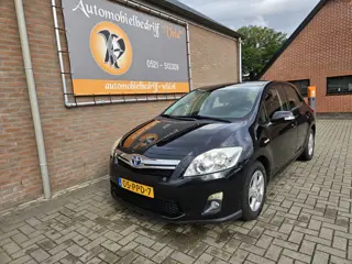 Toyota Auris 1.8 Full Hybrid Aspiration (bj 2011)