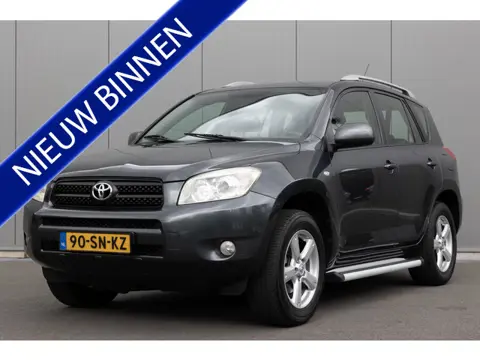 Toyota RAV4 2.0 | AWD 4X4 | TREKHAAK | NAVI | AIRCO | CRUISE