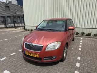 Skoda Fabia 1.4-16V Tour|LAGE KM|APK