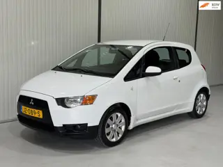 Mitsubishi Colt 1.3 Edition Two NWE APK - ARICO - TREKHAAK - LM VELGEN - NETTE STAAT!