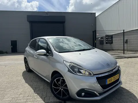 Peugeot 208 1.6HDI EURO 6 NAVI CLIMA CRUISE NETJES