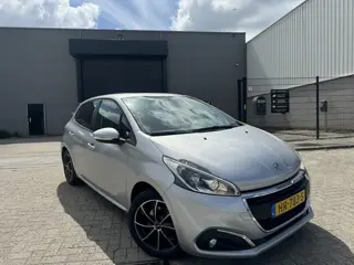 Peugeot 208 1.6HDI EURO 6 NAVI CLIMA CRUISE NETJES