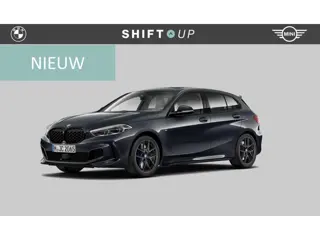 BMW 1-serie M135i xDrive Panoramadak | Harman Kardon | Head Up | Schaalstoelen