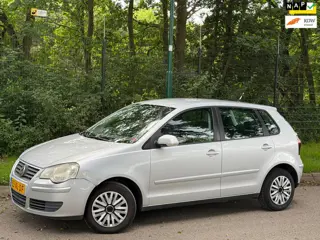Volkswagen Polo 1.4-16V Optive RIJDGOED/INRUILER/AIRCO/APK
