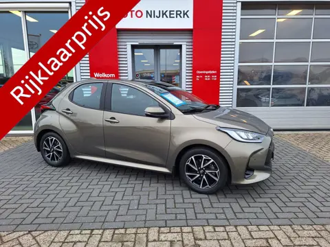 Toyota Yaris 1.5 Hybrid Style Limited (bj 2022, automaat)