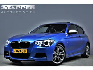 BMW 1-serie M135i 320pk 6-Cil. Handgeschakeld Dealer OH Shuifdak/Xenon/Alcantara/Navi/Stoelverw.