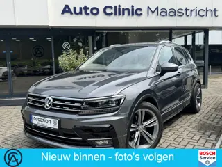 Volkswagen Tiguan 1.5 TSI R-LINE / DEALER O.H. PANO-DAK / FULL LED / NAVI