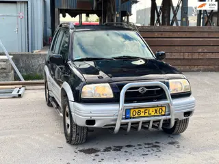 Suzuki Grand Vitara 2.5 V6 AC AUTOMAAT ZEER WEINIG GELOPEN NAP !!!