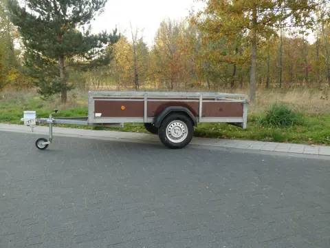 Nette aanhangwagen (260x130)