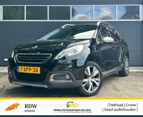 PEUGEOT 2008 1.6 VTI FELINE / Trekhaak / Panodak / Cruise / Goed onderhouden /