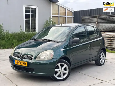 Toyota Yaris 1.3-16V VVT-i Sol | APK tot 23-3-2027 | Automaat | NAP | El. Ramen | Sportvelgen | 5-dr