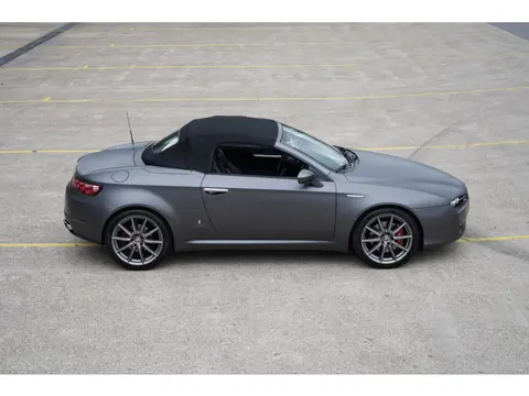 Alfa Romeo Spider 1.7 T Italia Independent 1750 TBI
