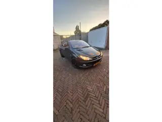Peugeot 206 CC 2.0-16V nieuwe apk