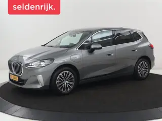 BMW 2-serie Active Tourer 225e xDrive Luxury Line | SOH 95,1% | Trekhaak | Leder | Full LED | Head U