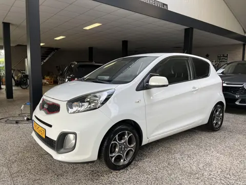 Kia Picanto 1.0 CVVT Comfort Pack AIRCO | LICHTMETALEN VELGEN | NAV | ELEC RAMEN | NIEUWE APK!!!