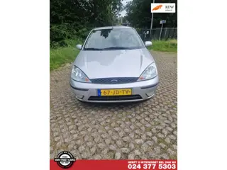 Ford Focus 1.6-16V Trend SLECHT 75DKM!!!!!!
