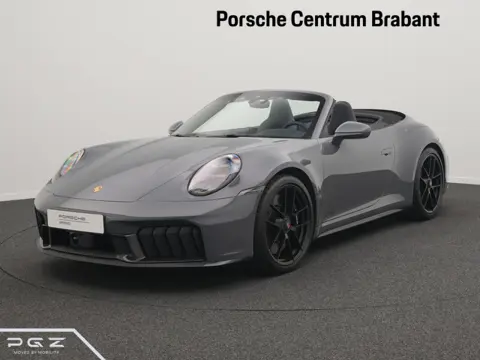 Porsche 911 Carrera 4 GTS Cabriolet
