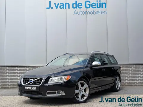 Volvo V70 2.0T R-Edition | Org NL | Trekhaak | Leder | Navi | APK Nieuw