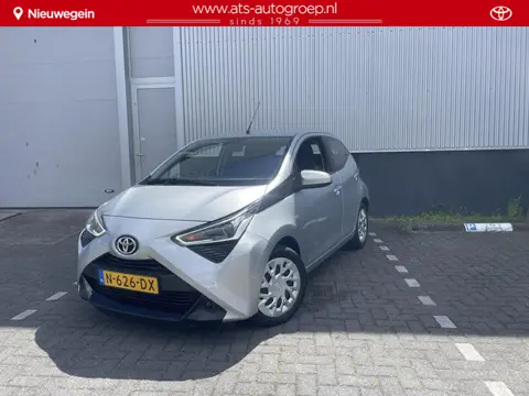 Toyota Aygo 1.0 VVT-i x-play