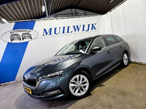 SKODA OCTAVIA  Combi 1.0 TSI Business Edition Plus / Camera / Navi / NL Auto