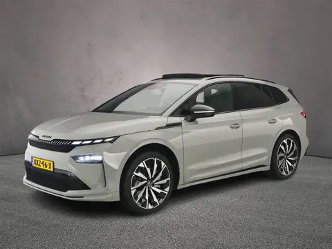 Skoda Enyaq 85 Sportline 286pk Automaat Trekhaak, Panoramadak, 360 camera, Adaptive cruise control, 