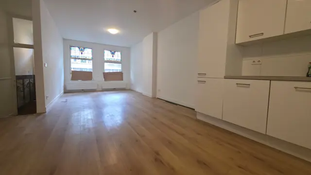 Woning aan de Mathenesserweg te Rotterdam