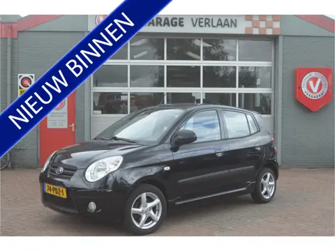 Kia Picanto 1.0 Seven Airco! nw. koppeling. (bj 2011)