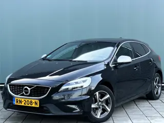 Volvo V40 BWJ 2018 | 2.0 D3 150PK R-DESIGN | TREKHAAK | PANO DAK | LEER | CAMERA A | CLIMA | NAVI | 
