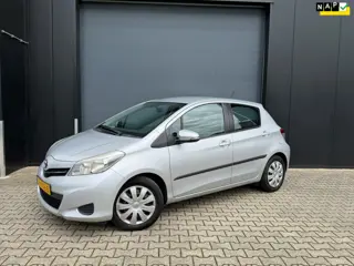 Toyota Yaris 1.3 VVT-i Camera, NAP, Lage kilometerstand