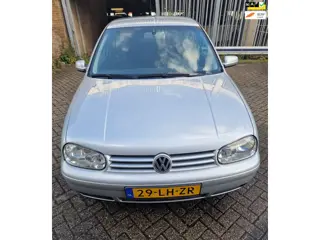 Volkswagen Golf 2.0 Highline