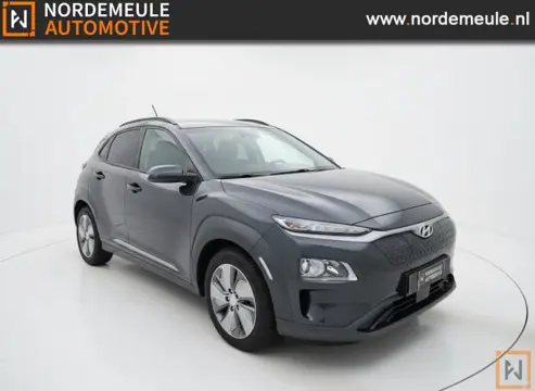 HYUNDAI KONA EV FASHION 64 KWH, Camera, Pano, HUD 