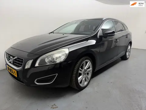 Volvo V60 2.0T Summum # Leder # Navi # Trekhaak # Glazen Dak # Memory # Blis # Lmv # Nap