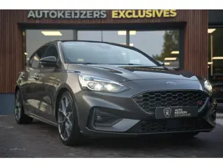 Ford Focus 2.3 EcoBoost ST-X MK4 Virtual Teller Automaat | Panorama | HUD | ACC | Performance Seats 