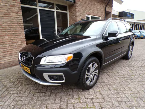 Volvo XC70 2.0 D3 FWD Summum Leder / Navi