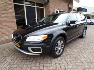 Volvo XC70 2.0 D3 FWD Summum Leder / Navi