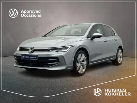 Volkswagen Golf Life Edition 1.5 TSI 115pk Adaptive cruise control, Achteruitrijcamera, Stoelverwarm