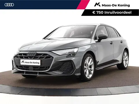 Audi A3 Sportback 40 TFSIe S-tronic 204pk S Edition · Camera · Parkeerassistent · Zwart Optiek Pakke