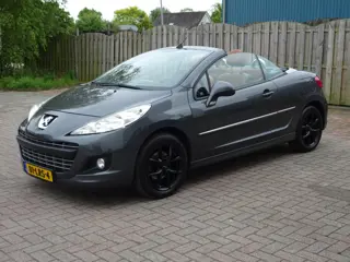 Peugeot 207 CC 1.6 VTi Automatische airco, lederen bekleding, licht metalen velgen, automaat, enz.