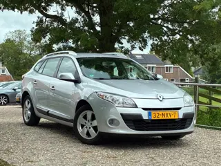 Renault Mégane Estate 2.0 Dynamique | Automaat + Cruise + Clima nu € 4.975,-!!!