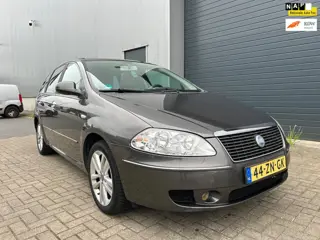 Fiat Croma 2.2i 16V Dynamic AUT PANO CLIMA NAP