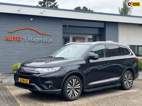 Mitsubishi Outlander 2.0 150pk AUT pano trekh 7pers NAP NL-auto