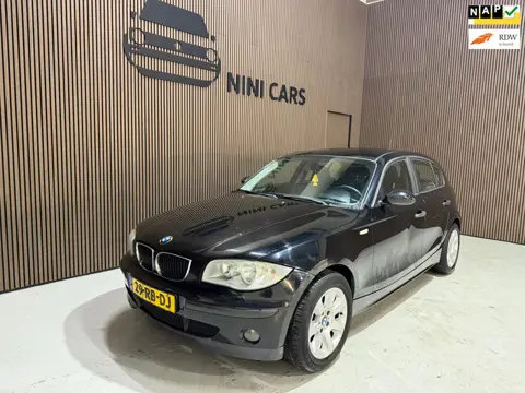 BMW 1-serie 116i VASTE PRIJS €999.-