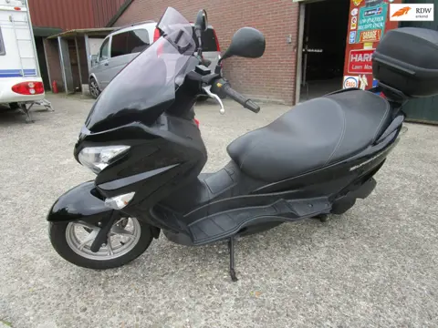 Suzuki Scooter AN200 Burgman ABS koffer hoge ruit nieuwstaat