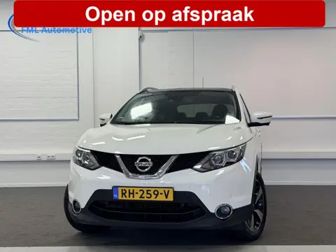 Nissan Qashqai 1.6 N-Connecta | Dealer onderhouden | Trekhaak | Panorama dak |