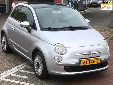 Fiat 500 1.2 Lounge/4 CILINDER / AIRCO/ L.M./ZONNEDAK / NW -APK