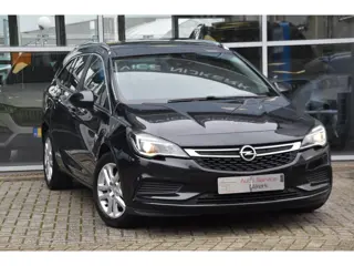 Opel Astra Sports Tourer 1.6 CDTI Innovation Airco Navi. Pdc Trekhaak 1ste Eigenaar